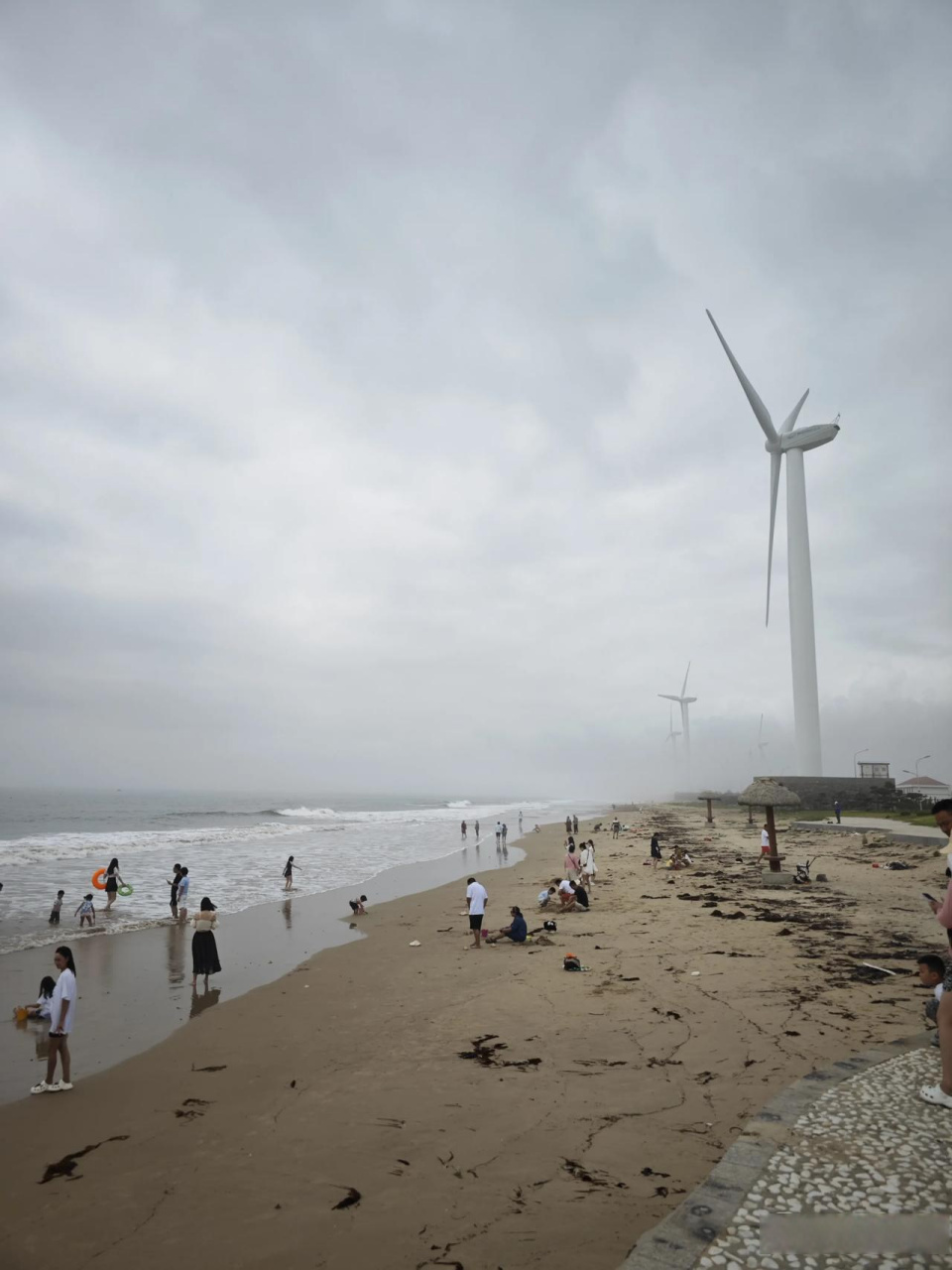 从小在内地山西长大的我们,对大海有着天然的向往.