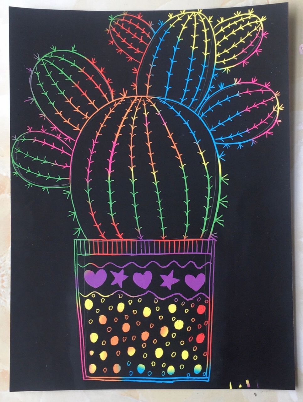 儿童美术刮画《仙人掌) 3-6岁儿童创意美术《仙人掌》