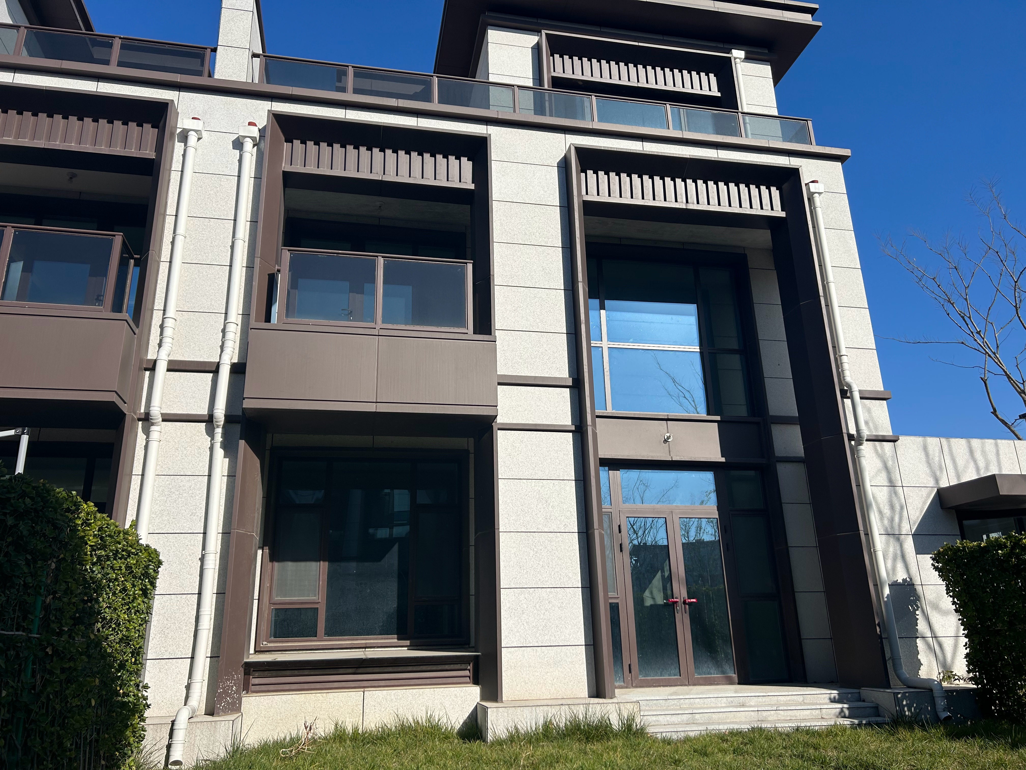 新房现房别墅,70年大产权 6.9米的挑高,极致采光 5