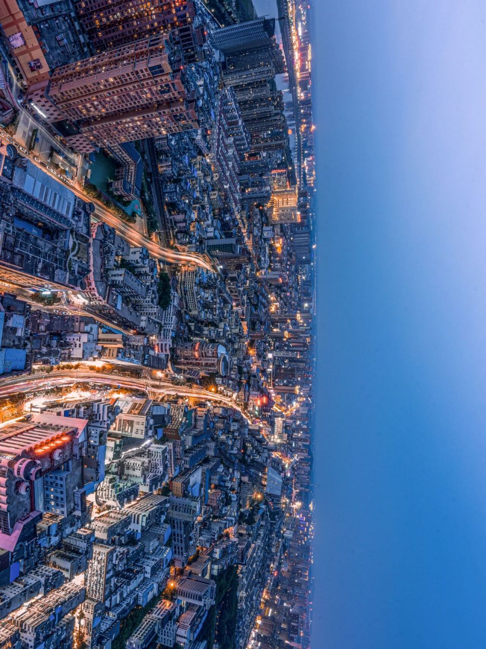 一组关于蚌埠的夜景. 用长焦去探索熟悉的建筑却能带来陌生的感觉.