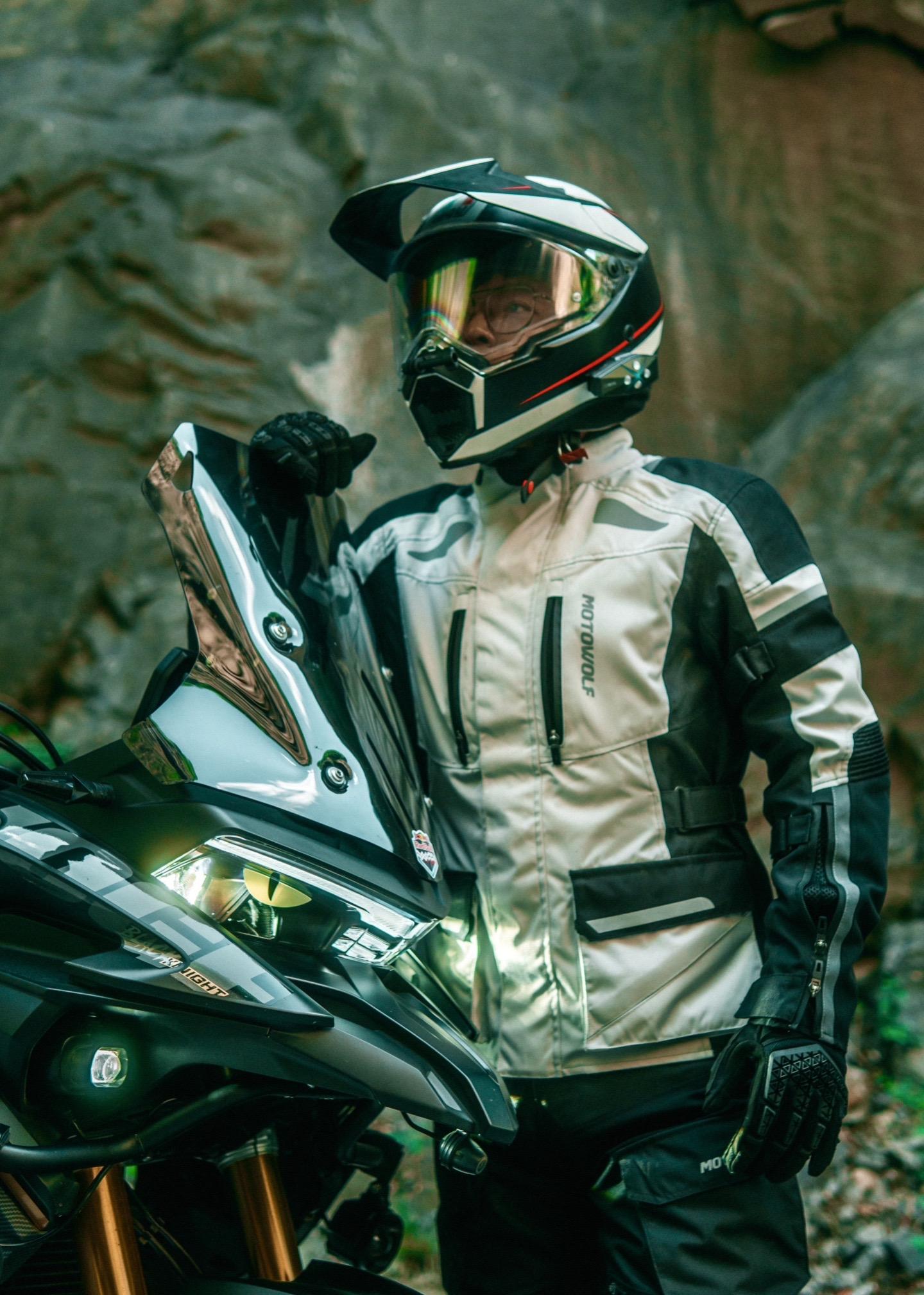 上次发本田nx400的试驾有网友说试驾一下无极的525旷野版正好有个