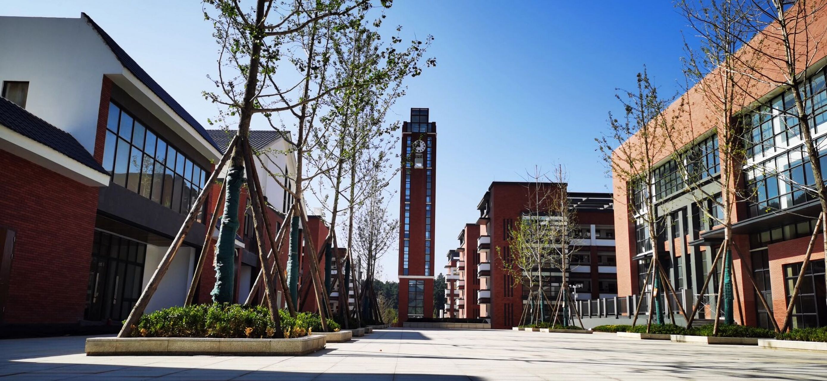 贵阳市第二十五中学值得选择的理由7815 781,综合评价有c,根据