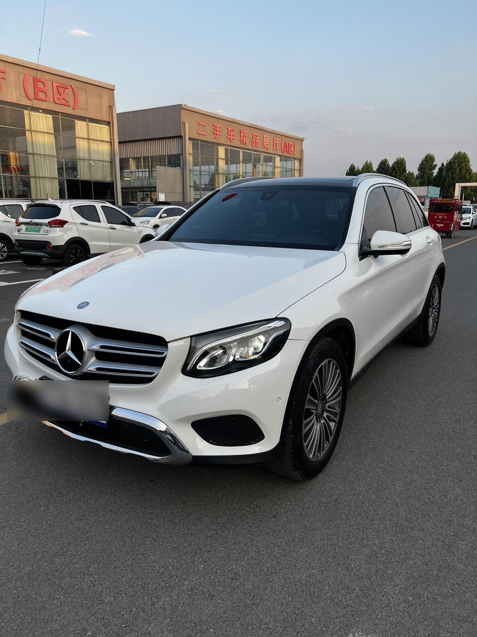 glc200奔驰报价图片