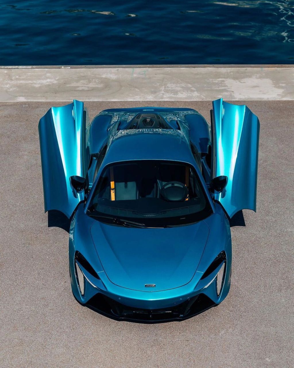 迈凯伦 artura #超级跑车圈# #迈凯伦artura# #迈凯伦# #跑车# #超跑