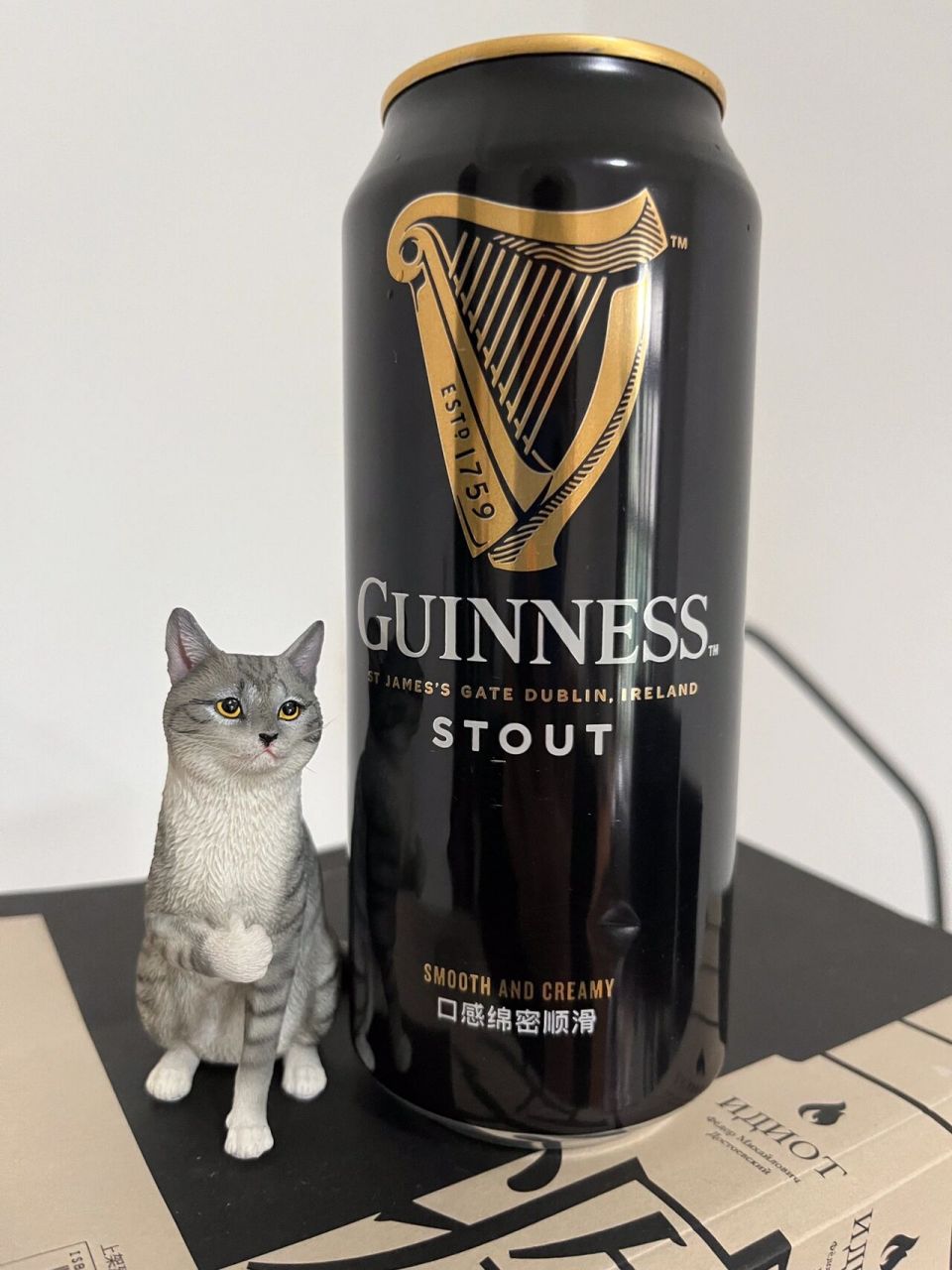 95926989"健力士司陶特啤酒" stout,源自法语,原义是指强烈或