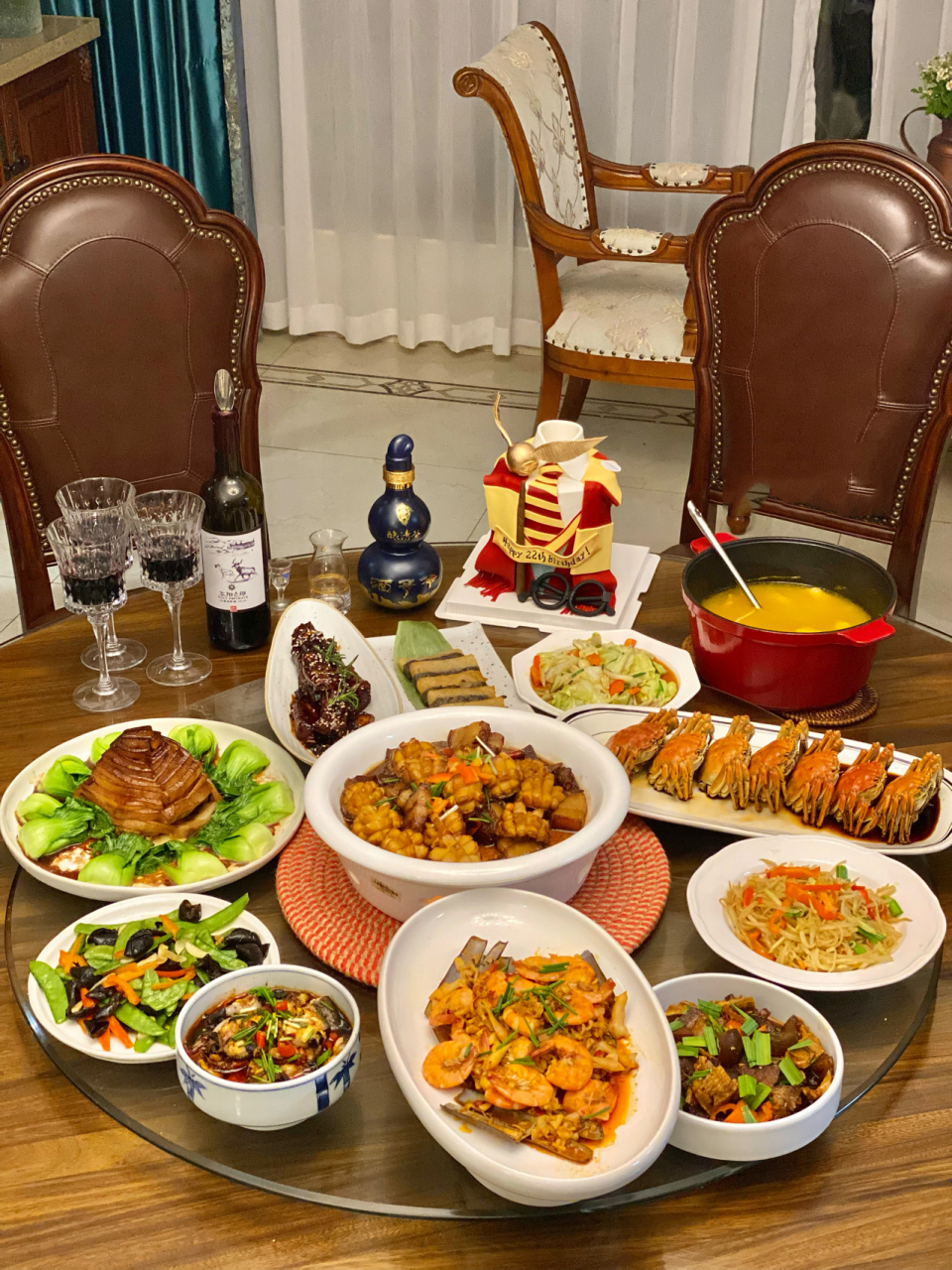 女儿过生日,邀请她的好朋友来家吃饭,这也是和朋友们冬天的第一场聚会