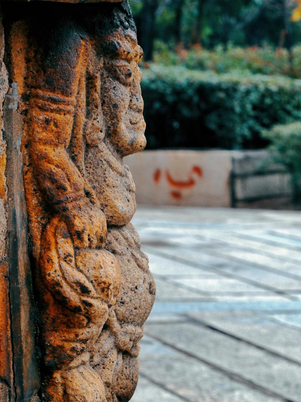 人生苦短,没有什么不可放下. 	 想不开的时候就去看看开元寺的