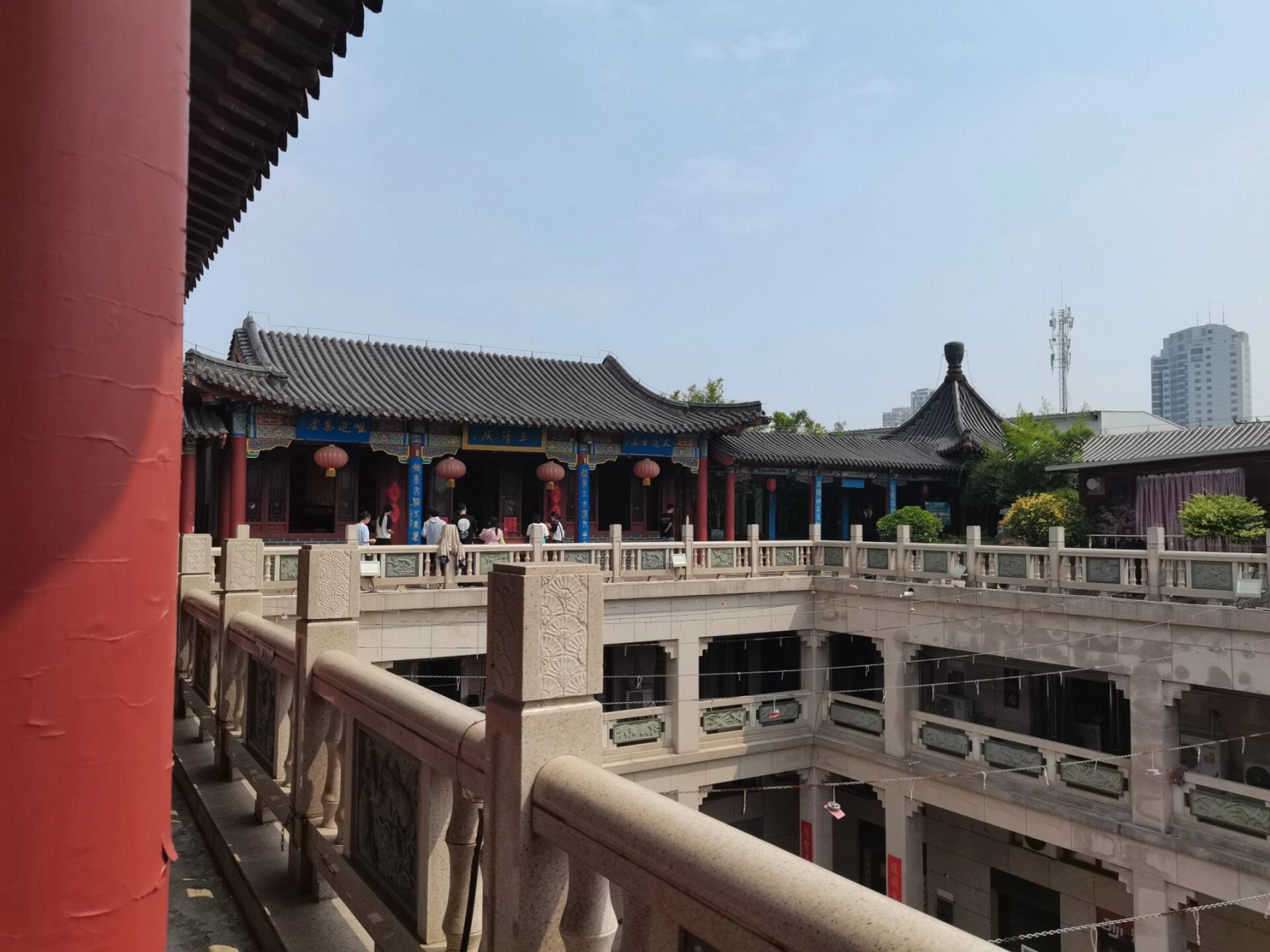 徐州三清观 徐州市里唯一一家道观 在云龙山下边 道长们特别好 都很
