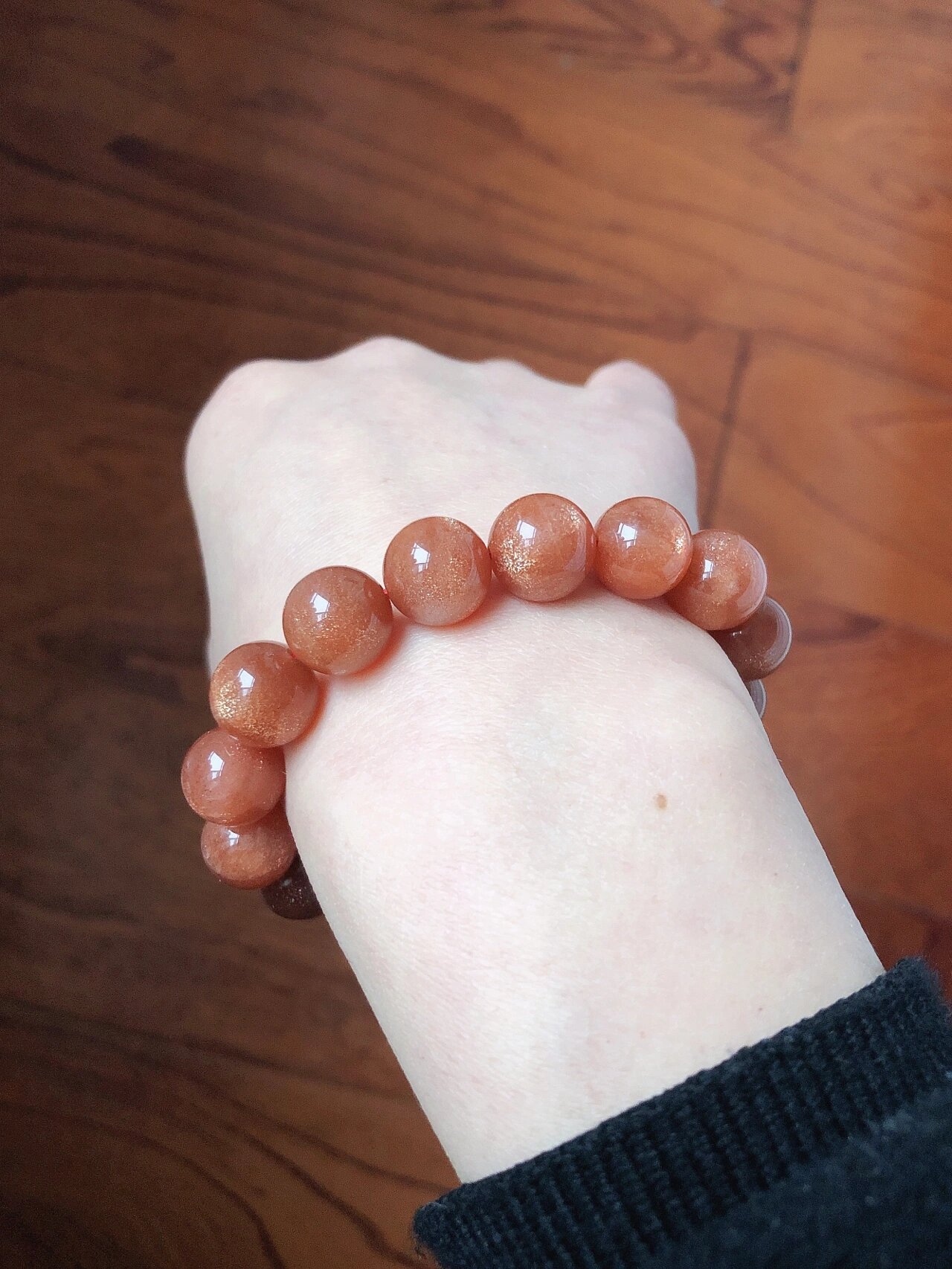 这才是极品金沙太阳石 金沙太阳石也有叫做金沙橙月光,之前买过所谓5a