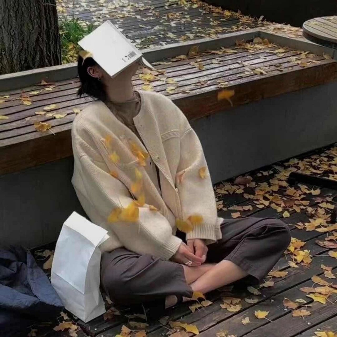 敲级好看哒不露脸头像99 风华正茂的年纪,还是先好好爱自己