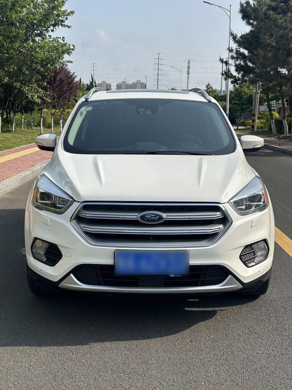 最新搞下2017年2017款福特翼虎 2.0t四驱 最顶配 指导价27.08万 2.