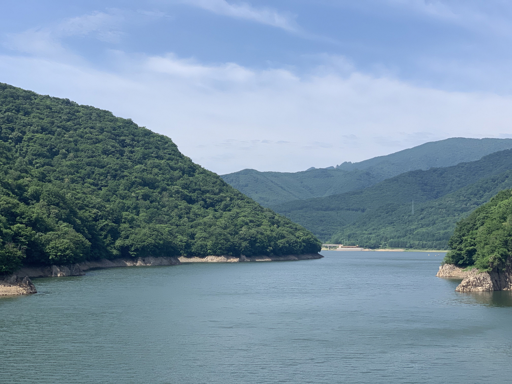 本溪观山湖景区 我们买的团购票:88 项目包含门票,游船, 彩虹大滑梯