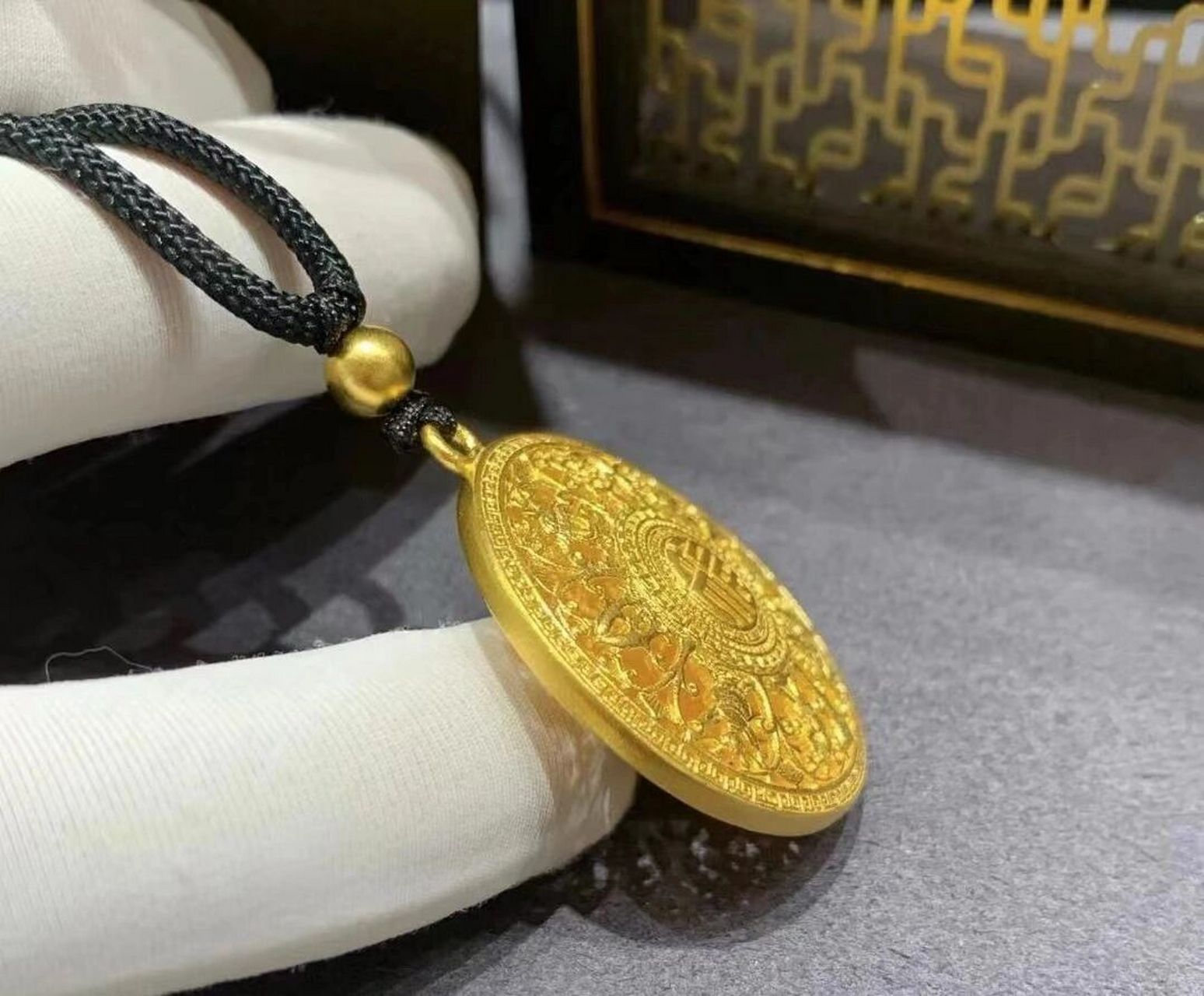 八宝罗盘是佛教的八宝物 藏传佛教中八种表示的吉祥寓意 八宝又称八瑞