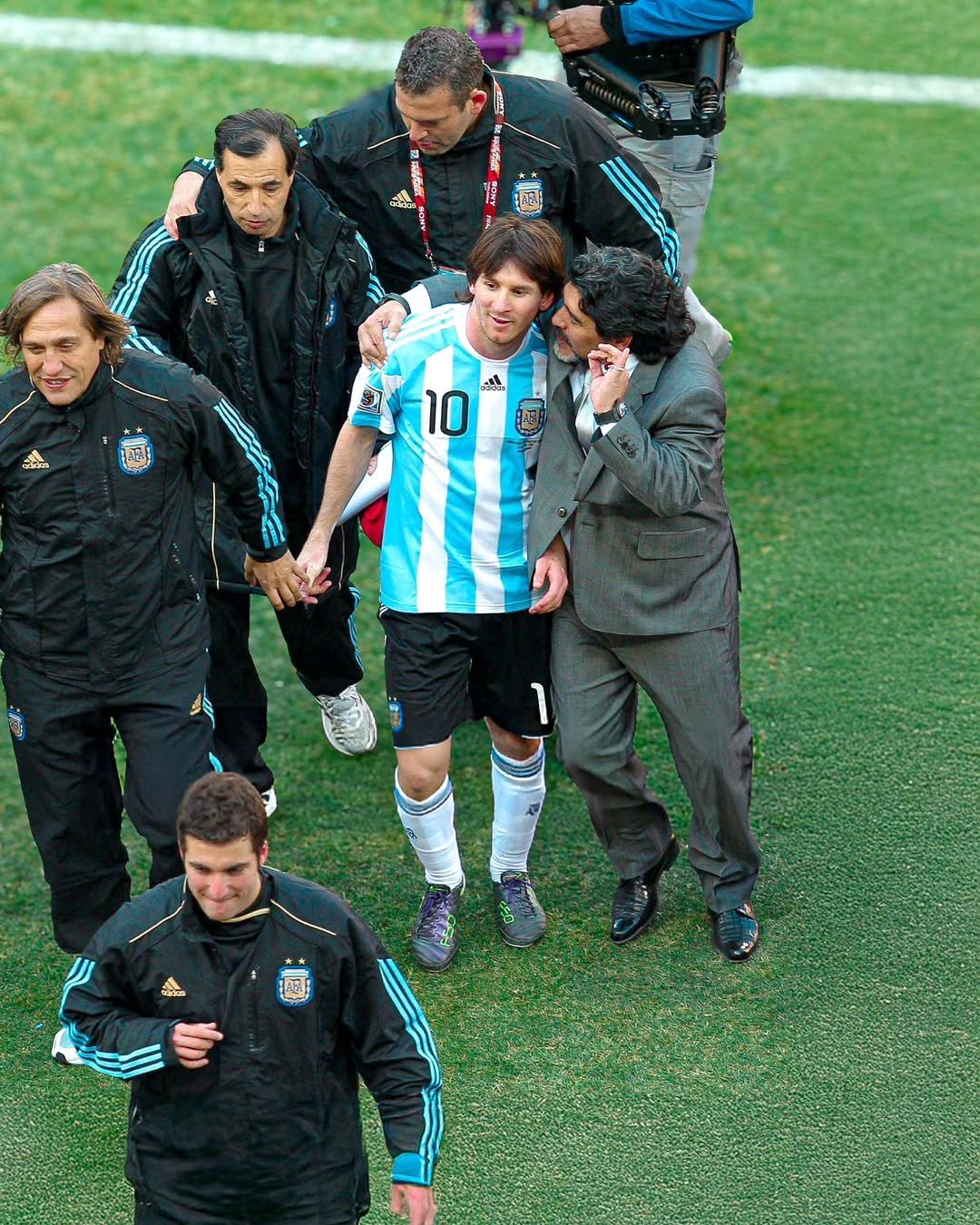 马拉多纳 不让梅西 拿世界杯相关图片1