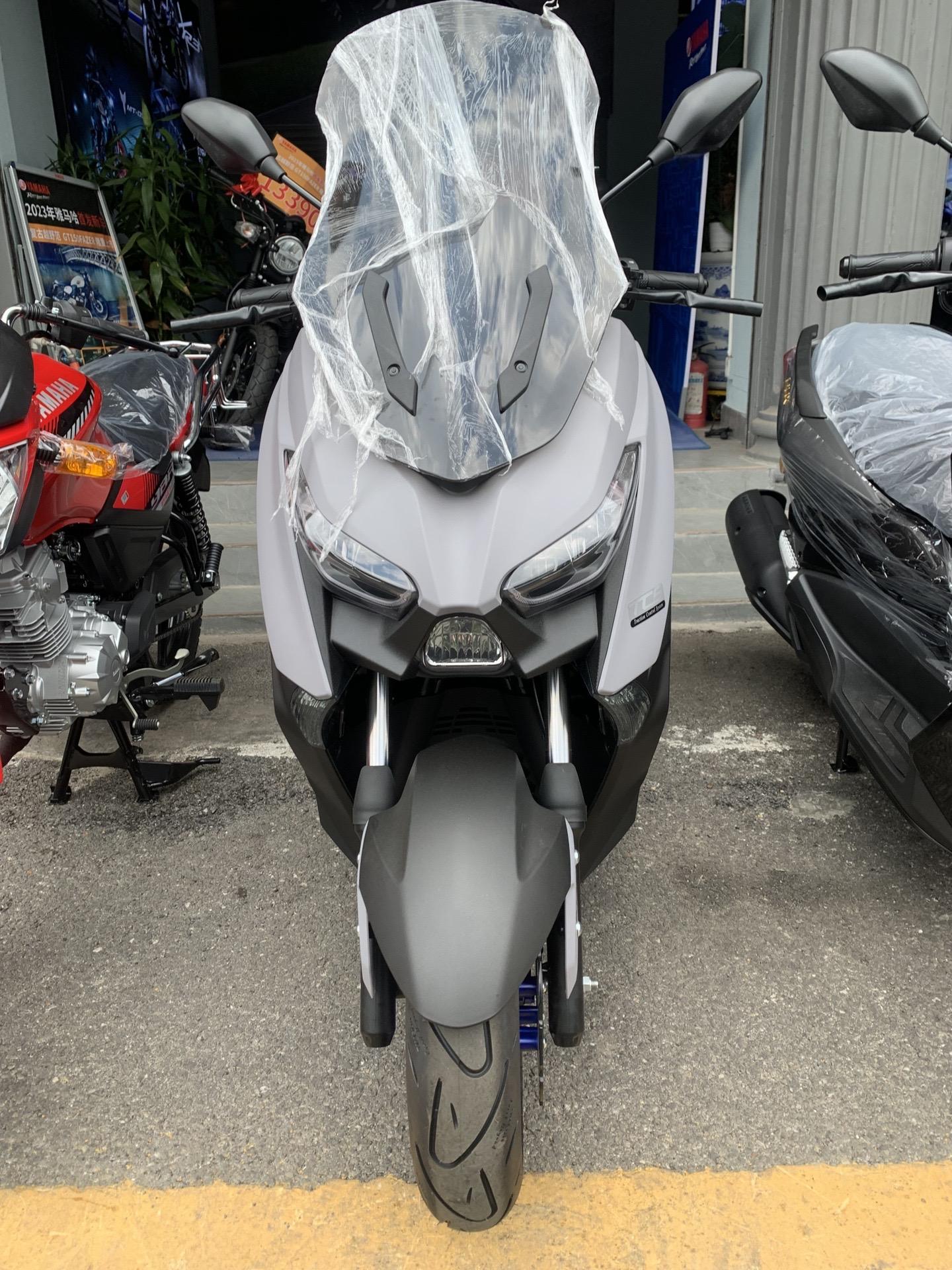 林海lmax150,150水冷 四气门 陶瓷缸体 锻造活塞 内置平衡轴 前后abs