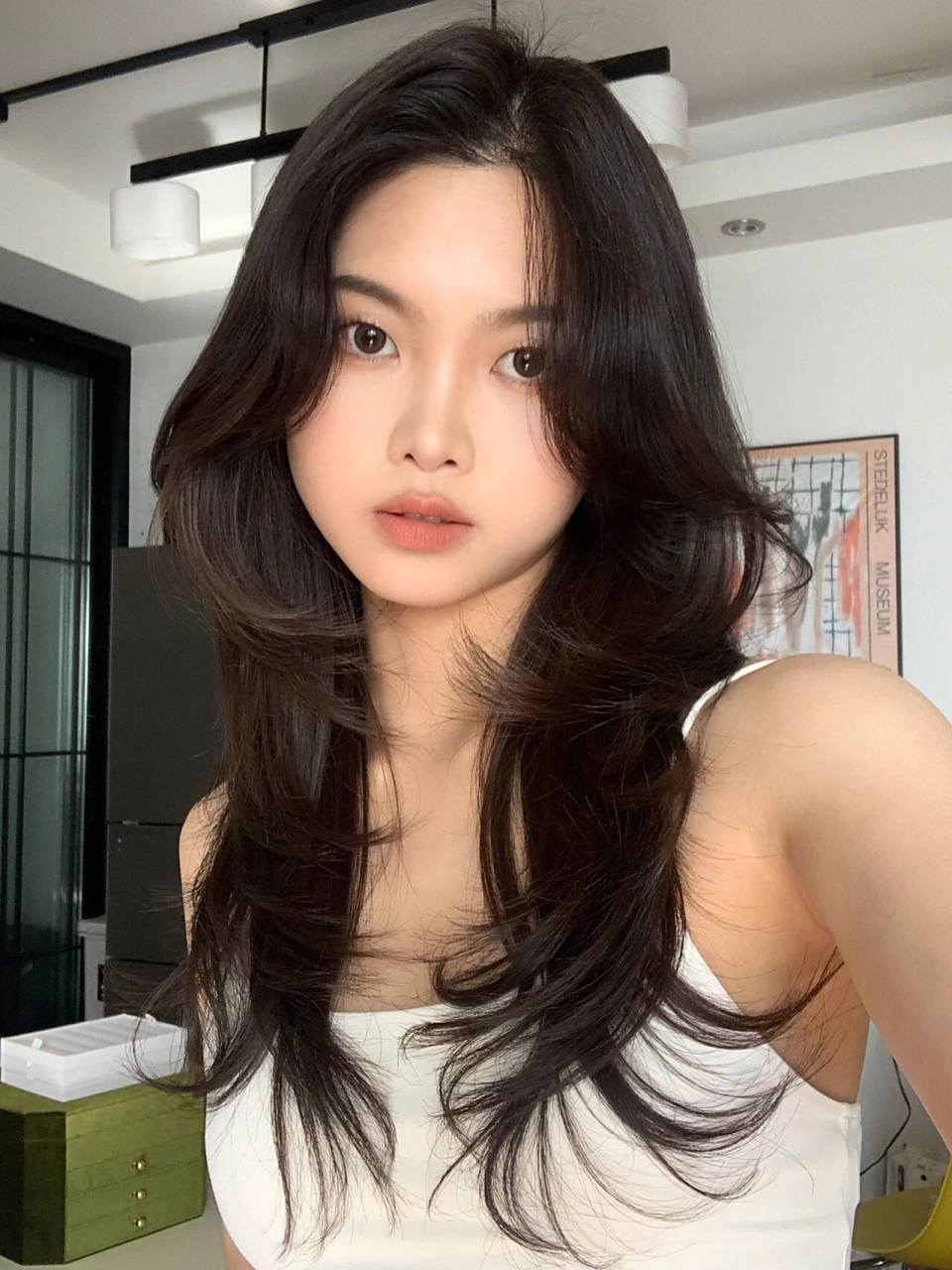 高层次发型年轻气质又时尚 不会翻车都能驾驭的层次发型,是脸型更加