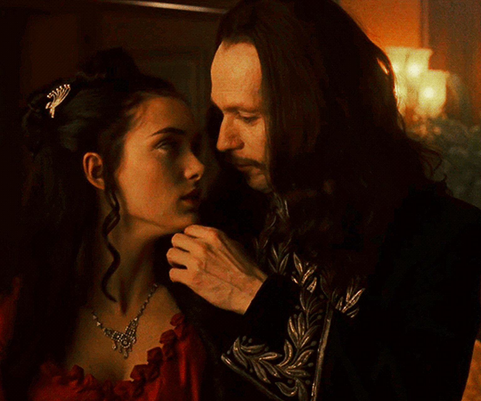 1992年电影《惊情四百年》里的加里·奥德曼&薇诺娜·瑞德