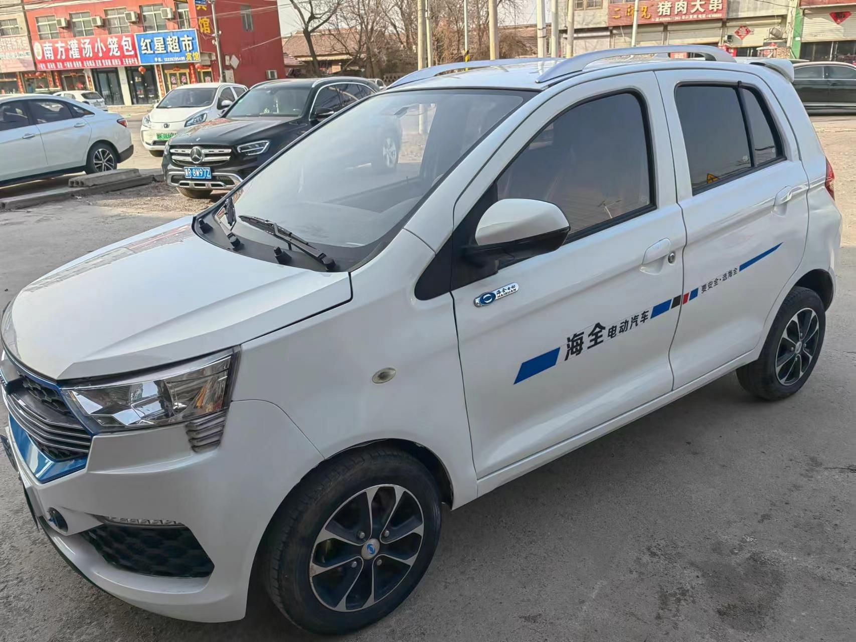 安电瓶,4000瓦电机,油电两用,中控大屏倒车影像,四门电动门窗中控锁