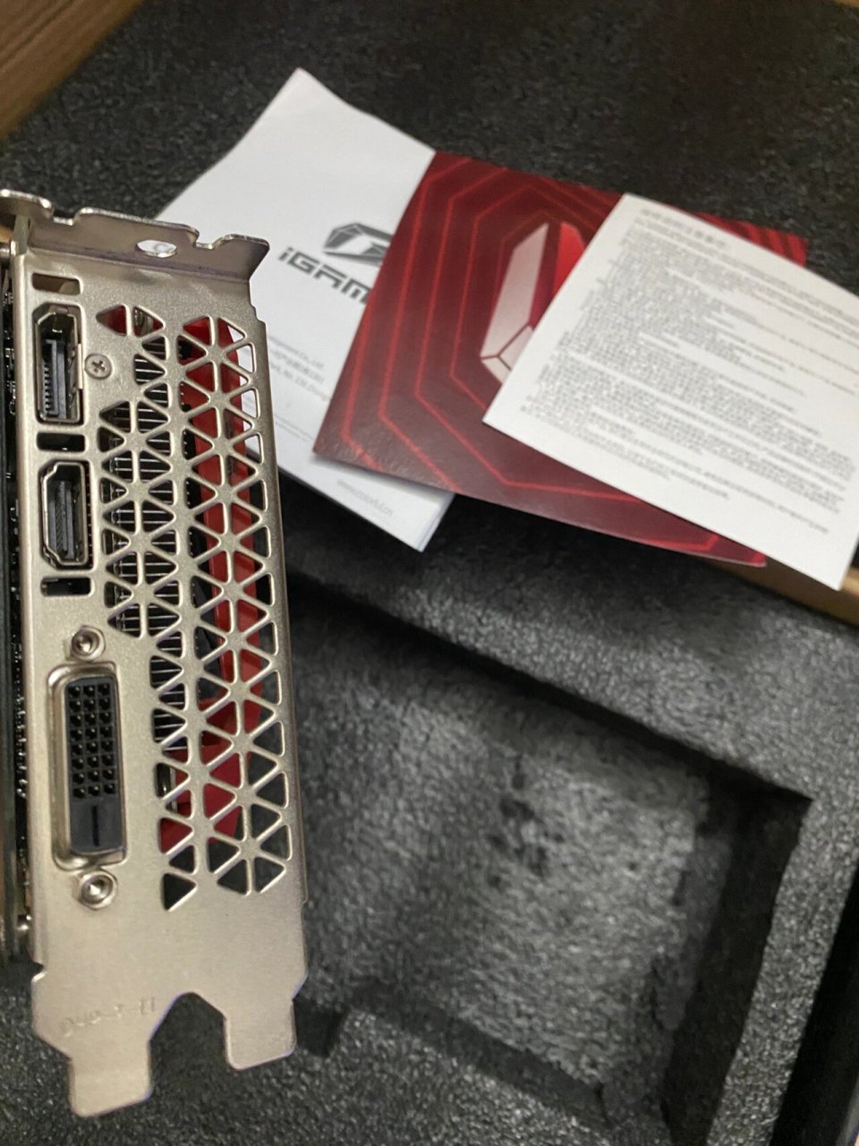 七彩虹2060 super 七彩虹 rtx 2060 super 战斧22年4月卡 箱说全本地