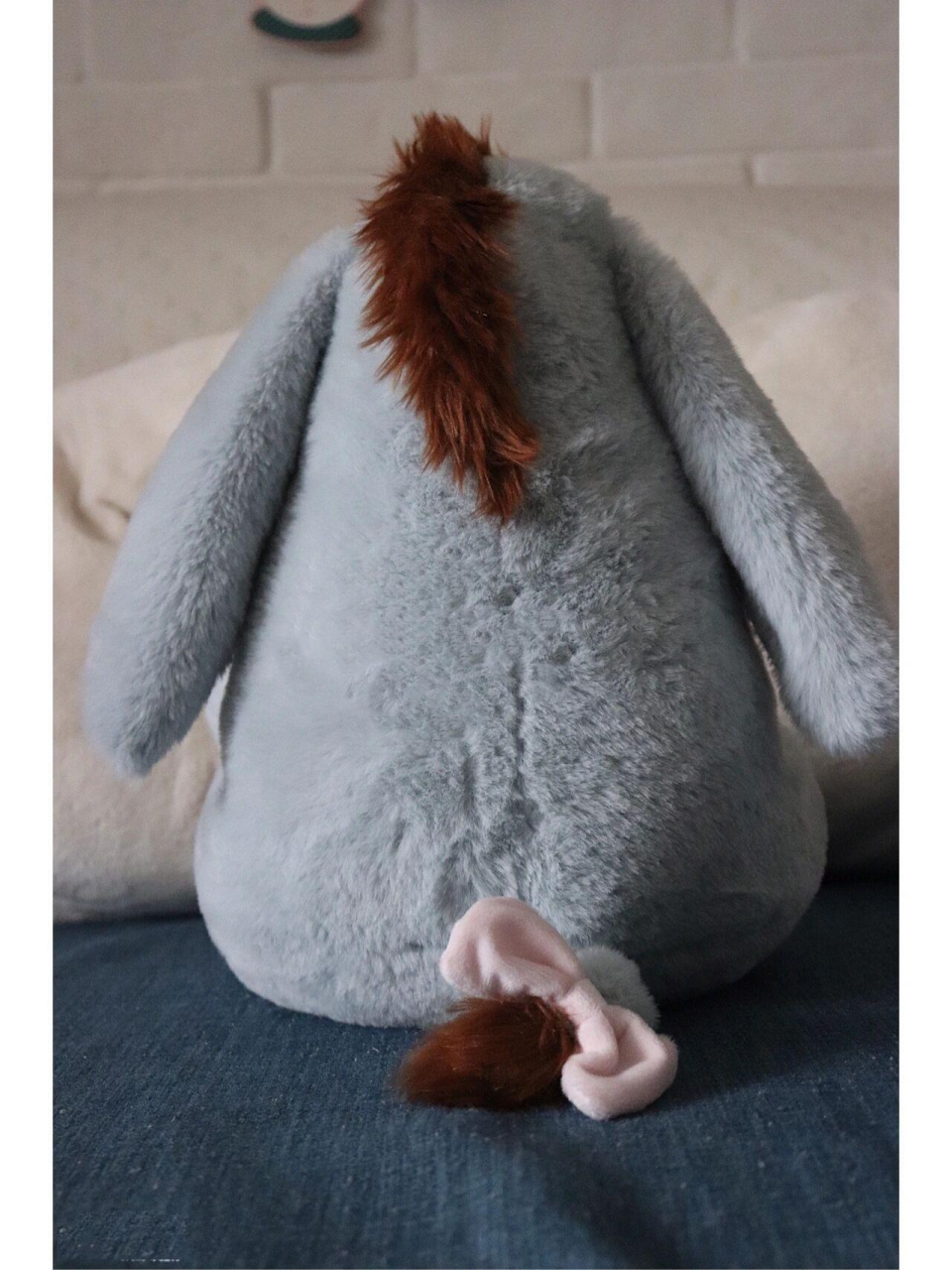 迪士尼睡不醒屹耳驴驴 屹耳,英文名eeyore, 悲观,过于冷静,自卑,消沉.