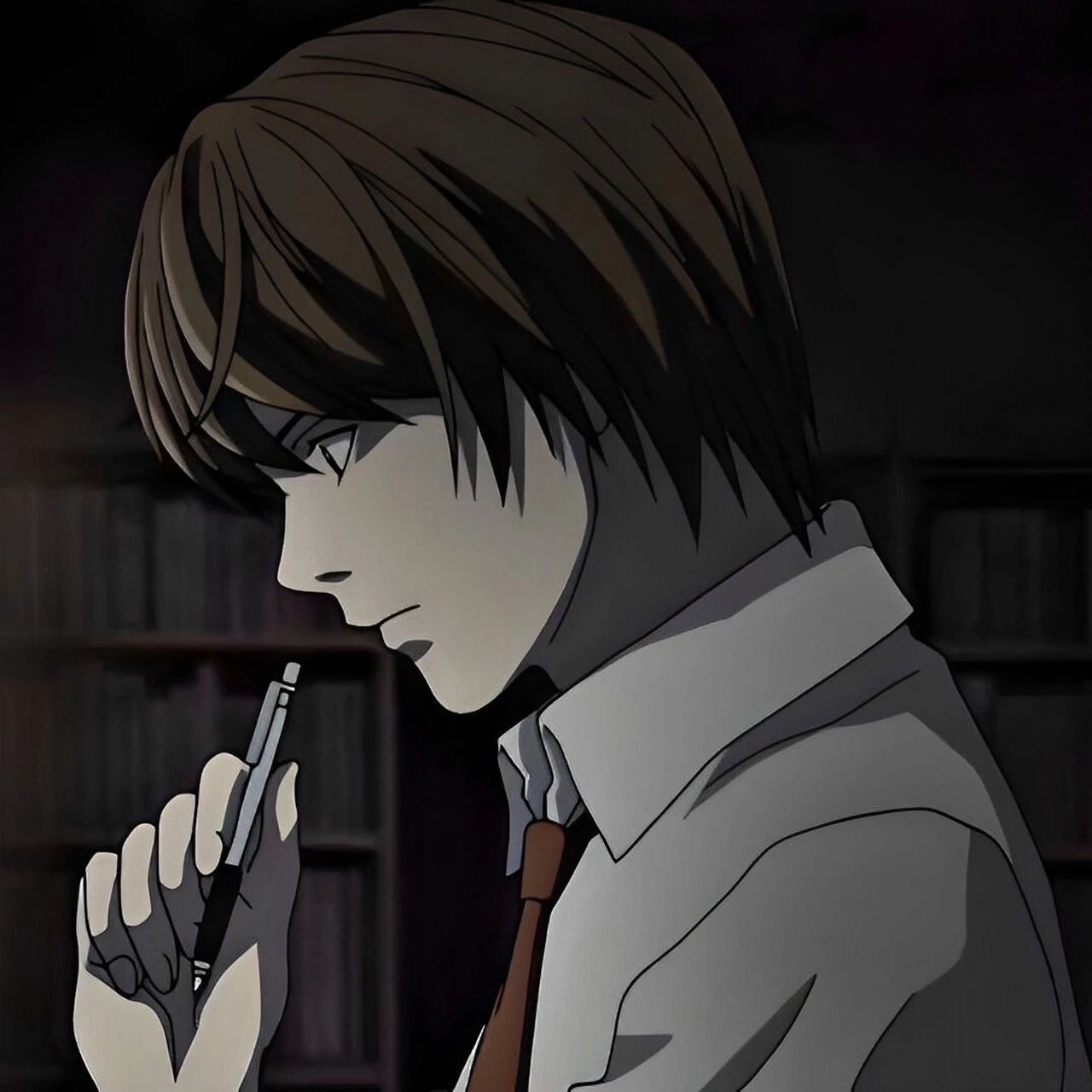 夜神月头像 喜欢的请点个赞 #死亡笔记# #夜神月# #动漫男头# #ph团队