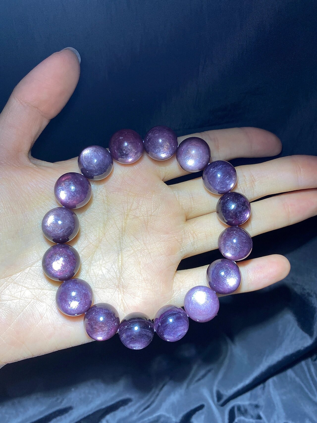 捡漏巨峰葡萄紫锂云母-特性功效&保养知识 在95捡漏到13m 脆弱美丽