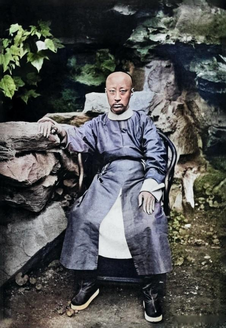 冬日生活打卡季这张拍摄于1873年左右的老照片便是如今我们经常在影视