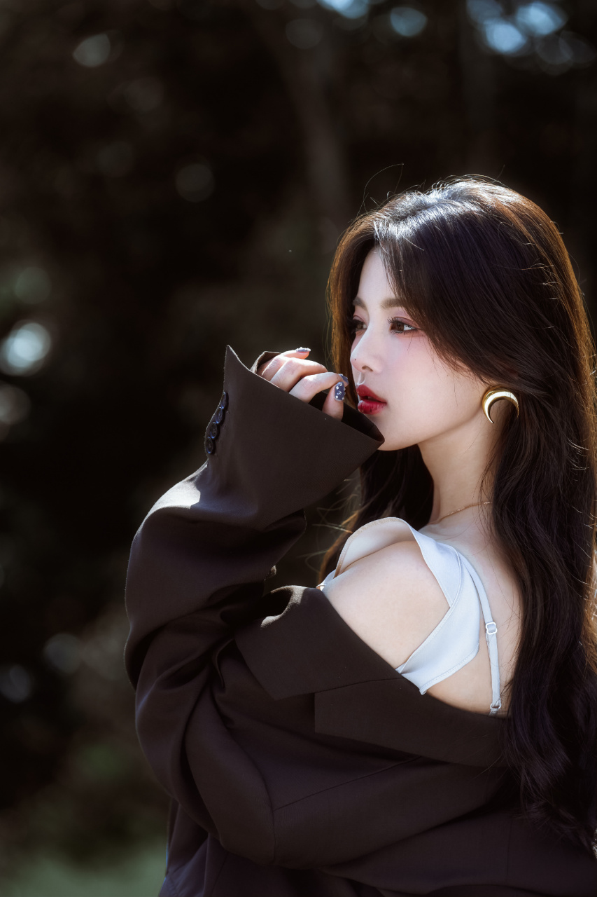 杨超越写真精选:柔美清新