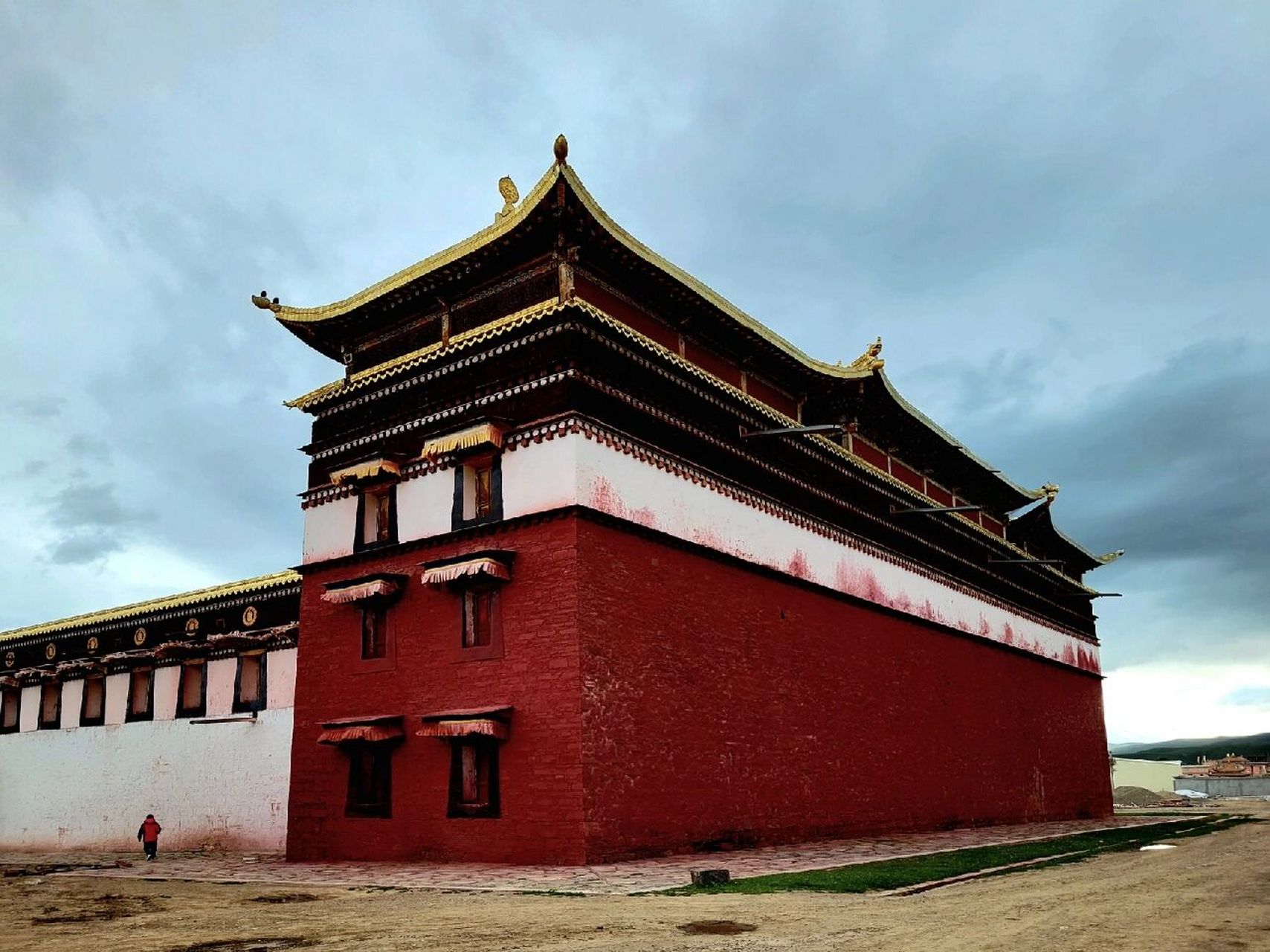 阿壩超小眾寺廟,川北甘南天空之城～各莫寺 位於四川省阿壩縣的各莫寺