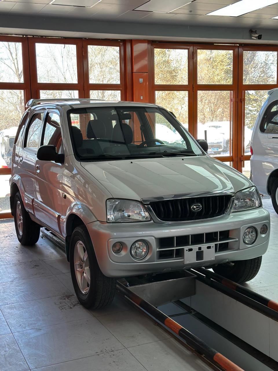 2004年 天津一汽 大发 特锐 1.