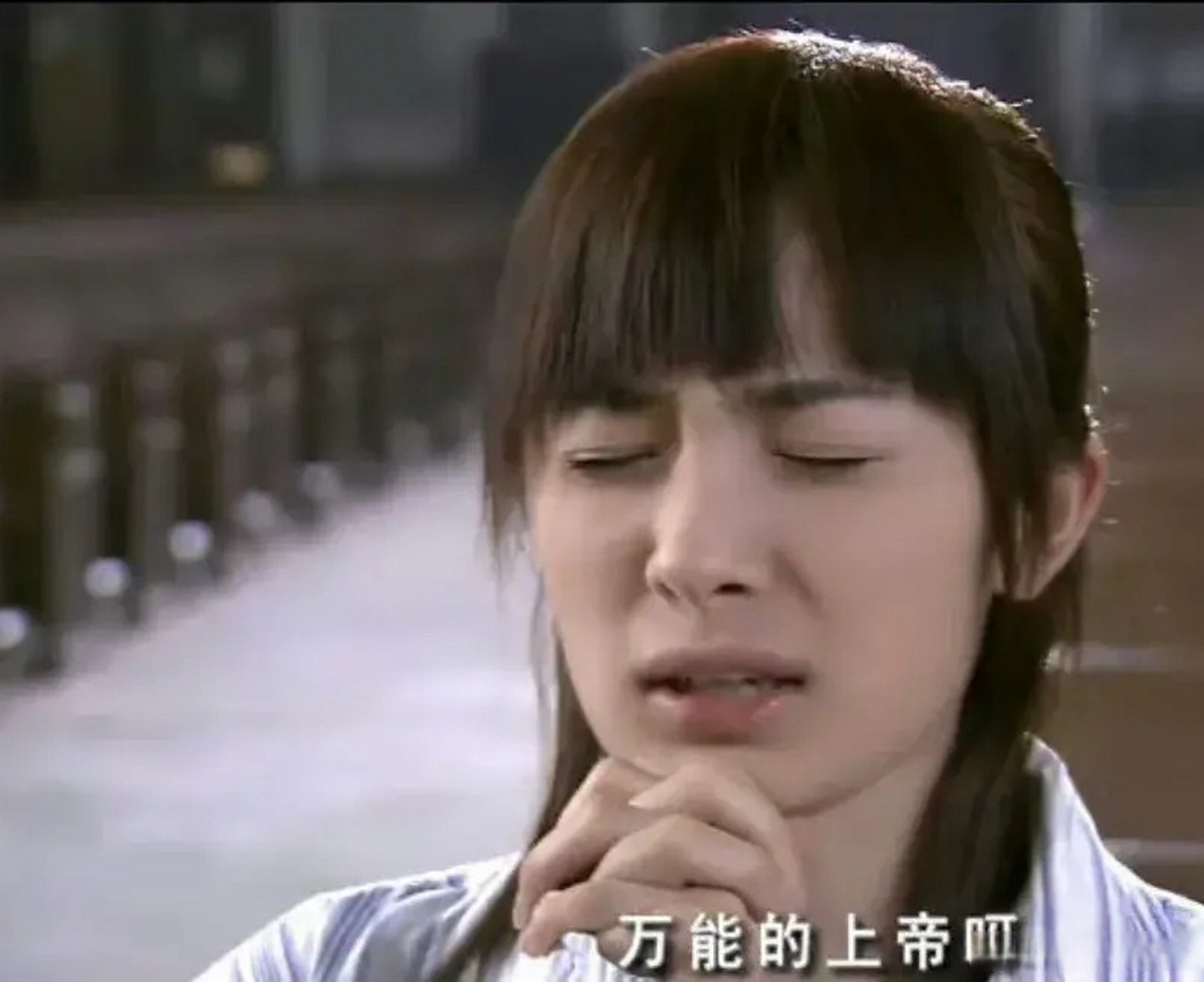 这个时期的杨幂是戴了牙套吗?和现在的她差别真的很大