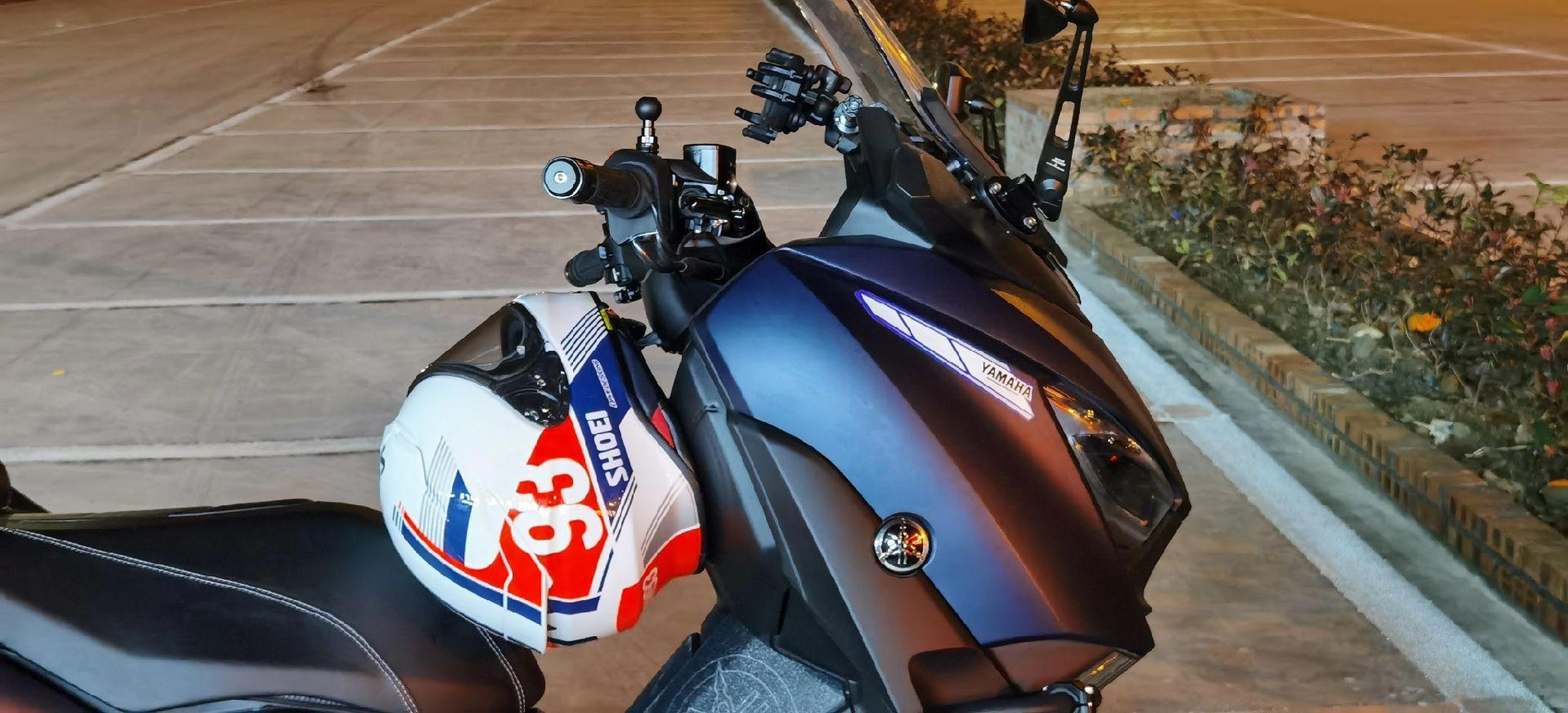 雅马哈 xmax300 本田佛沙350vs雅马哈xmax300