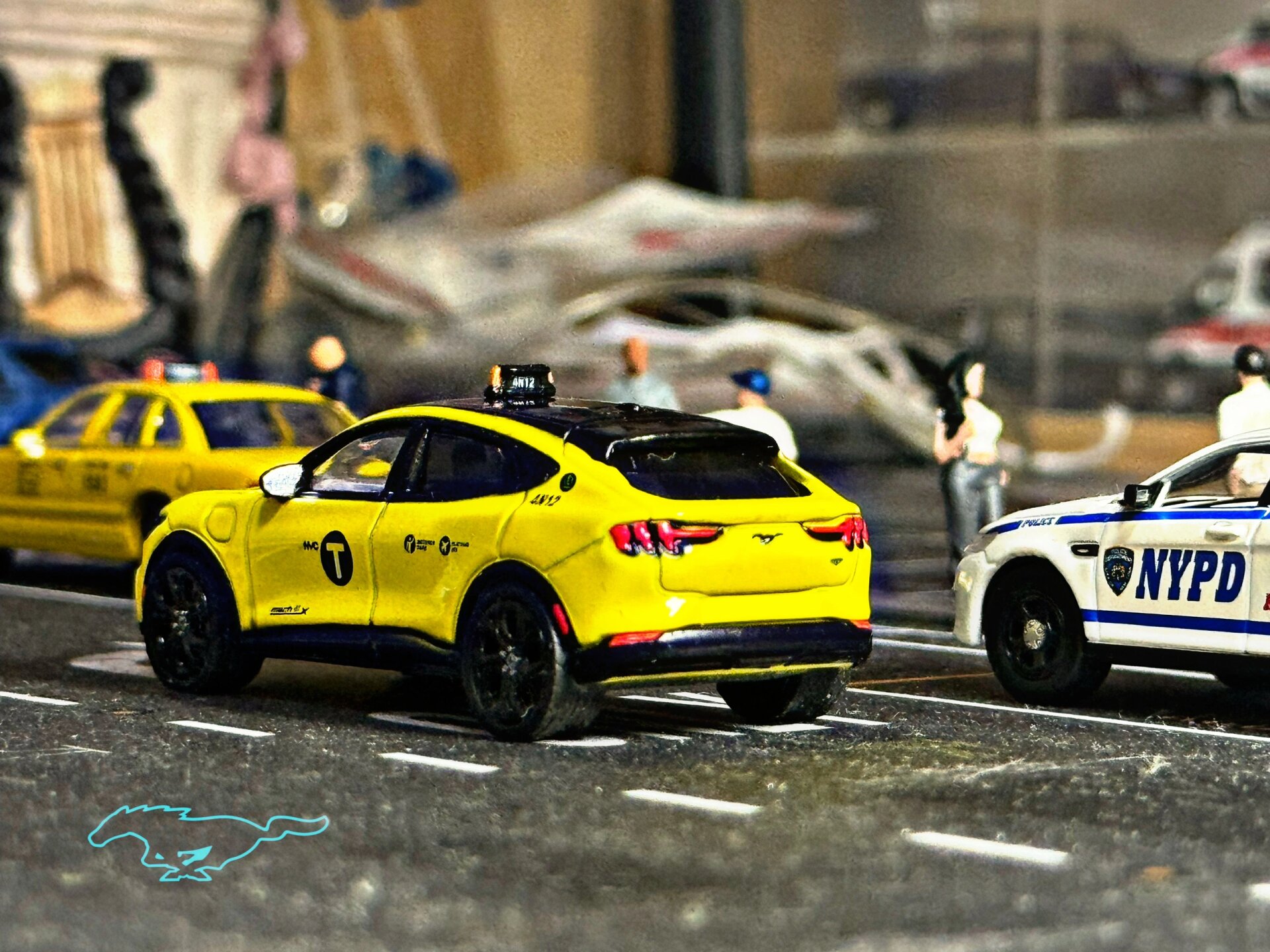 2022福特野马mach-e纽约出租车 黄色的纽约出租车必须是世界上最着名