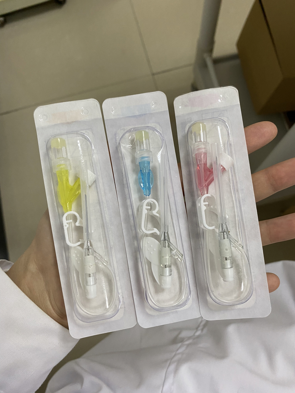 留置针 喜欢打哪一个呀?