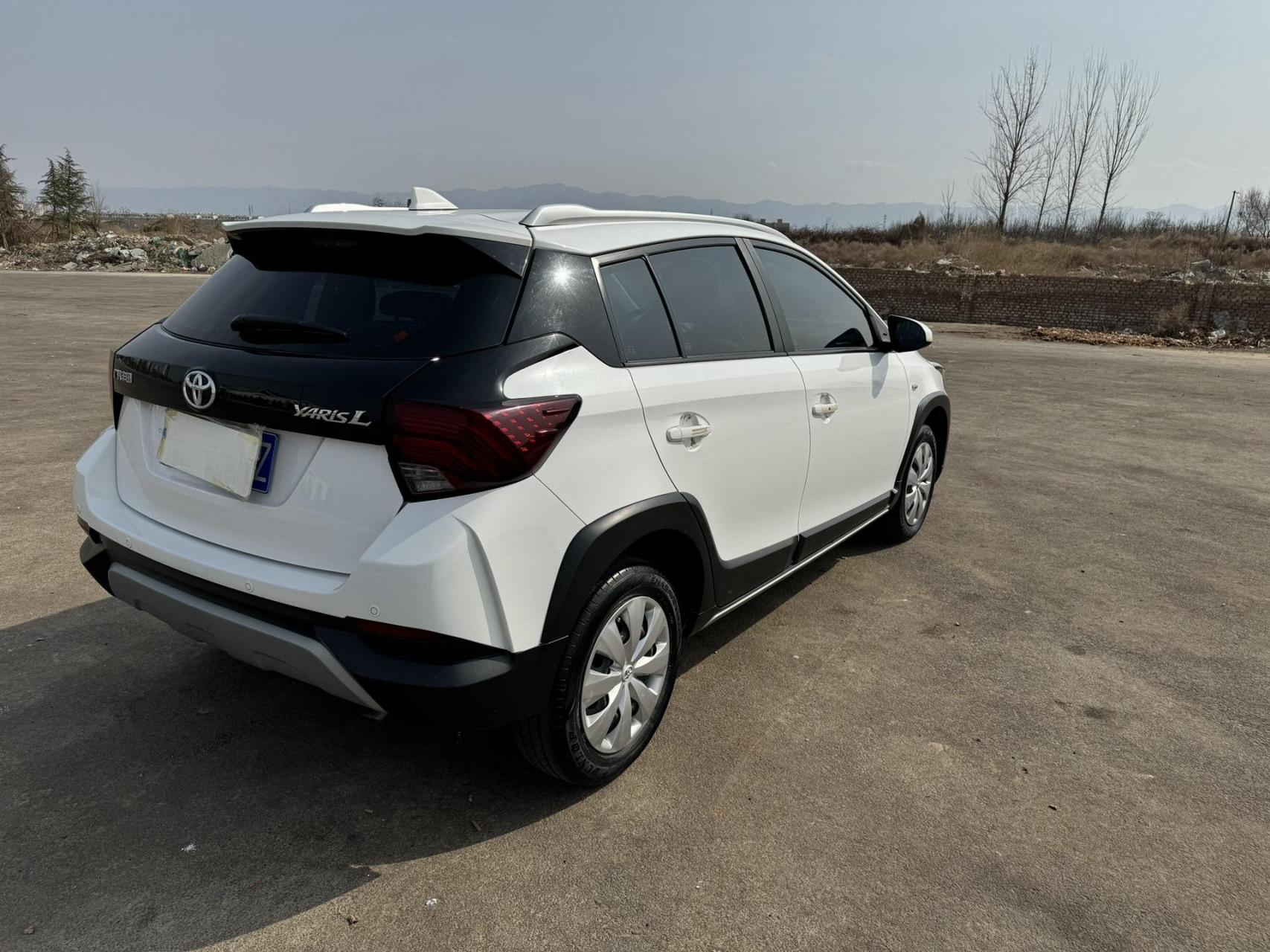 20年自动挡丰田致炫x  原版原漆 本地一手车 25000公里 保险刚买的