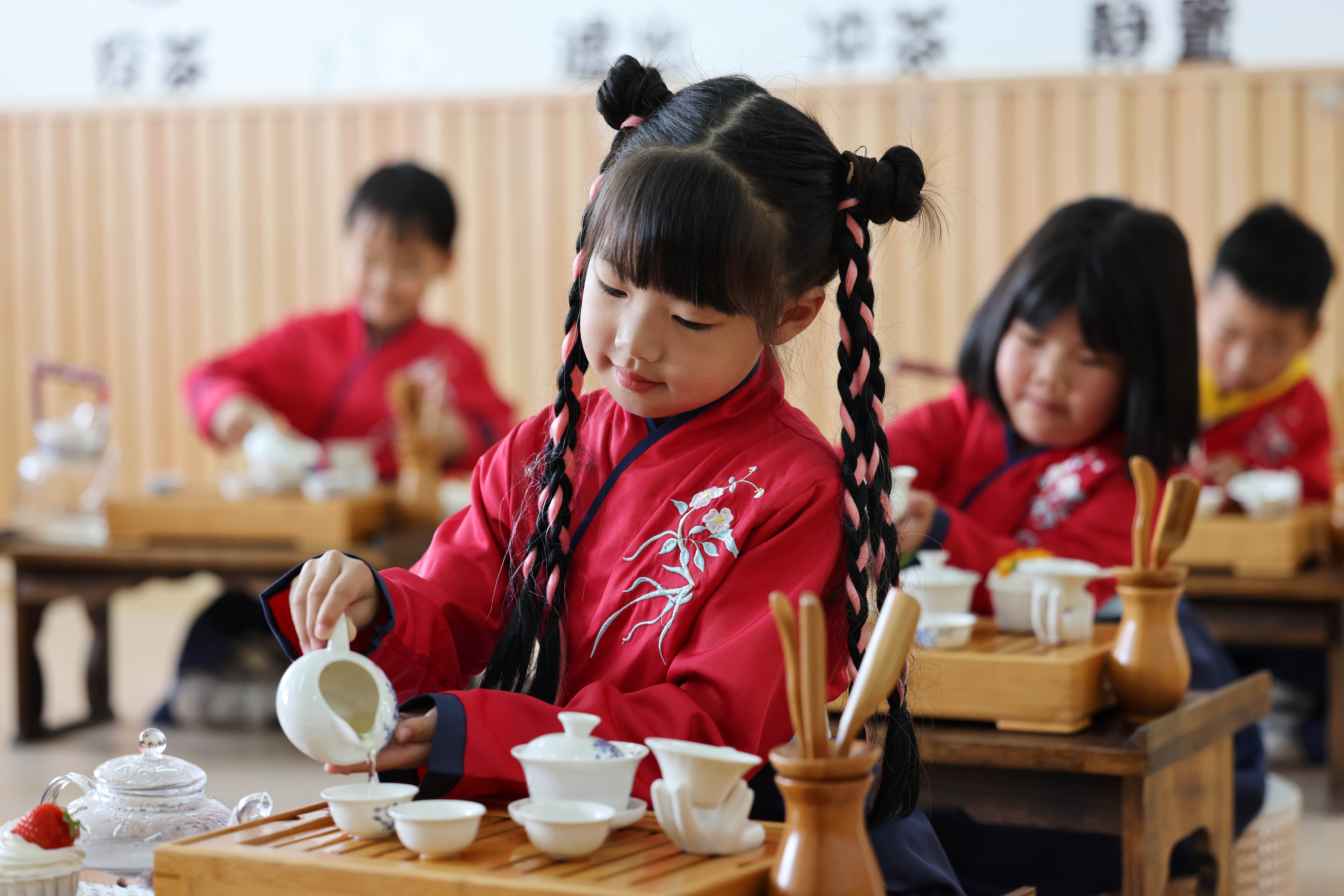 学校卖茶叶（学校茶叶是否能报销?）《学校买茶叶费用处理在哪个科目》