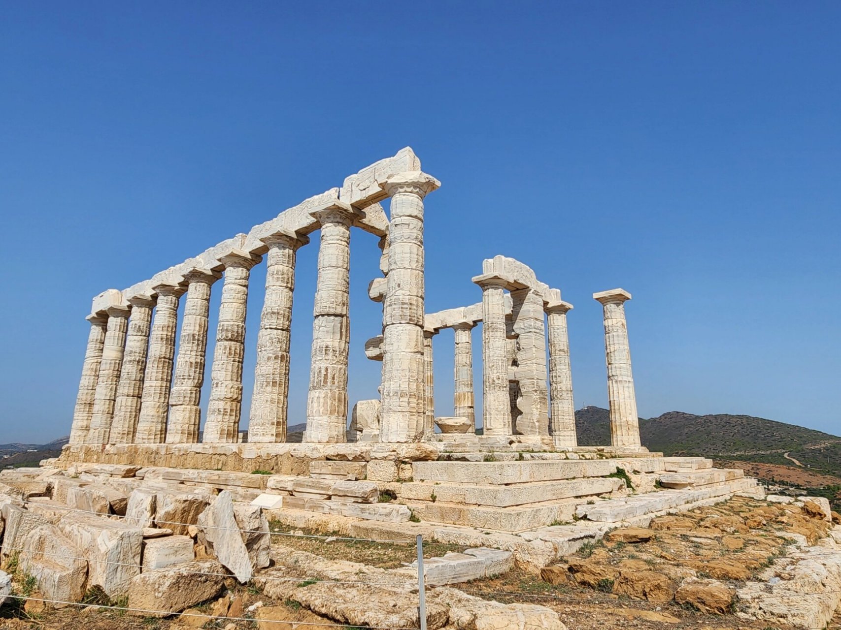 雅典阿提卡半岛波塞冬神庙 在cape sounion, 在波塞冬神庙下坡400米