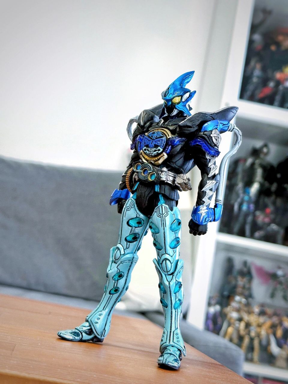 sic 假面骑士ooo-水系联组 乍一看确实不像个正面人物,但人家的确是