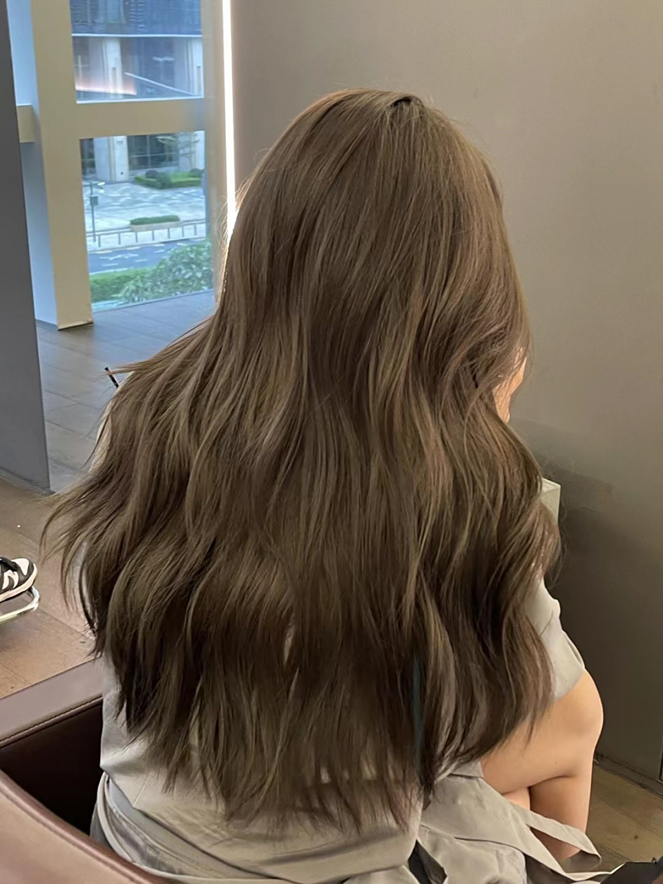 春夏季混血发色 棒果灰棕色 好看显白棒果灰棕色发色