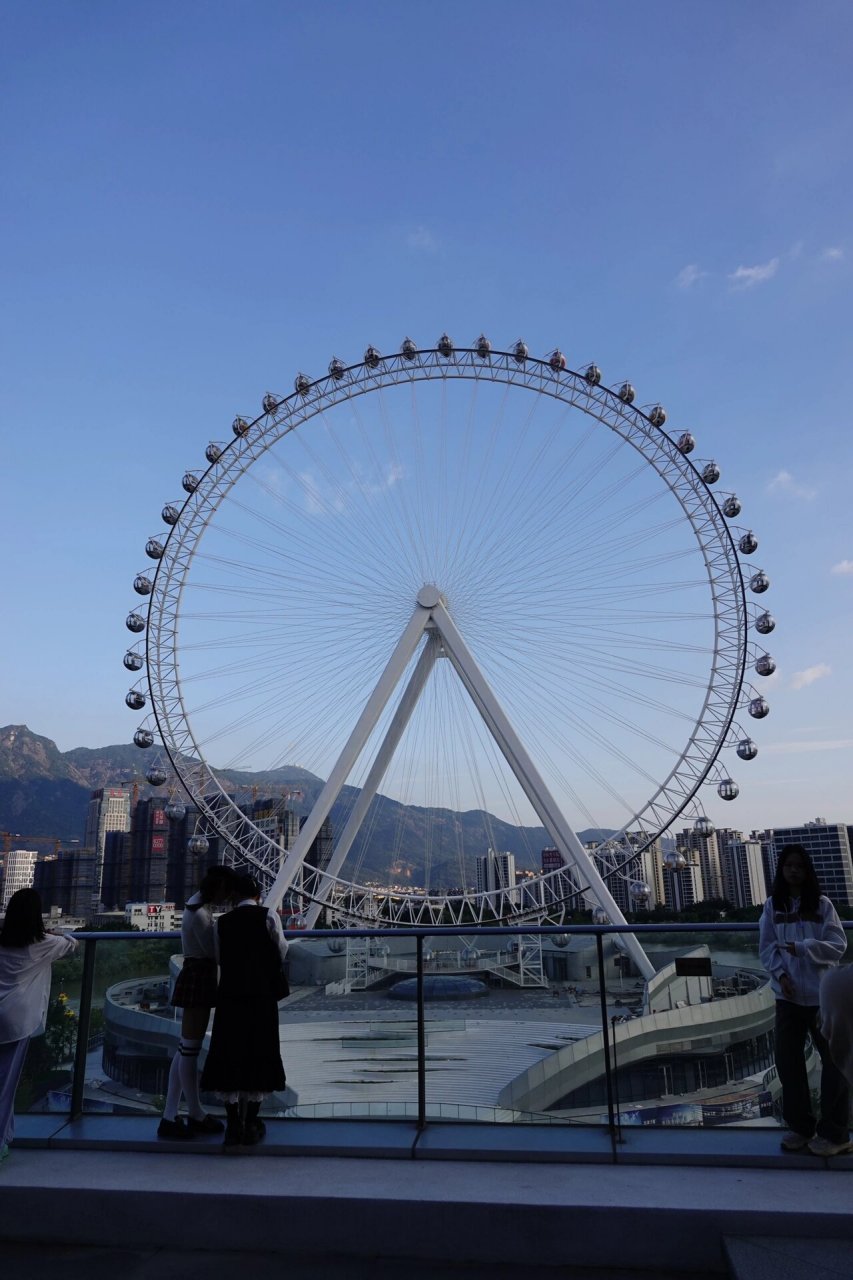 福州晋安湖摩天轮最近新晋为网红打卡地