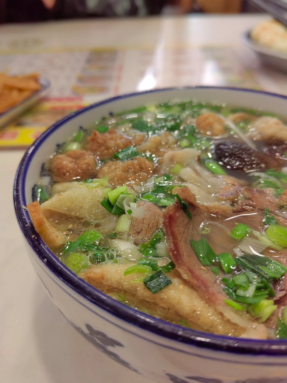 旅行美食 西北合集 敦煌夏家合汁 合汁是甘肃一种特色早点 我们点的是