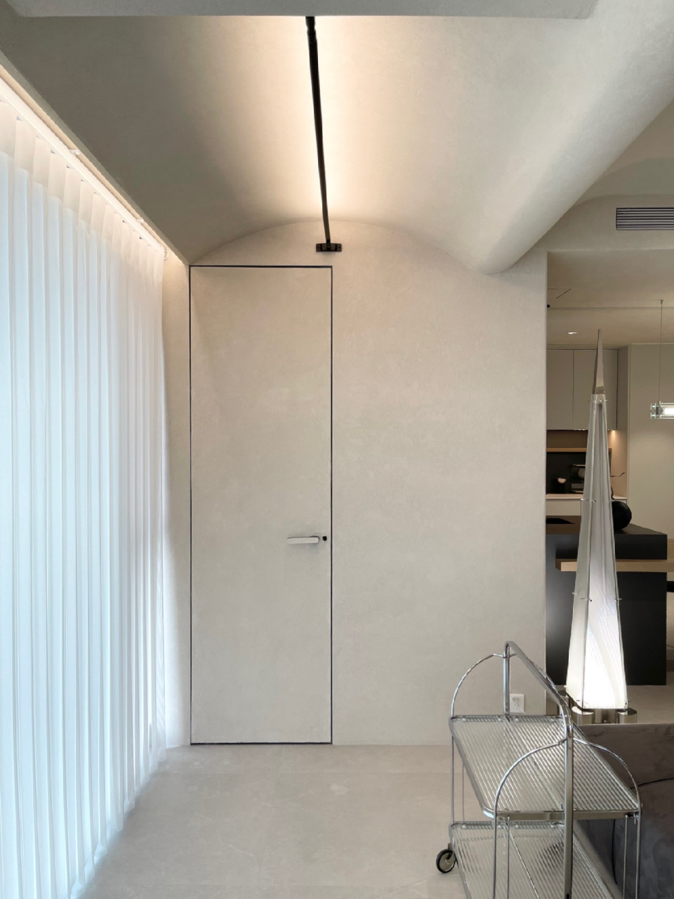 阳台上的弧形吊顶,尊的美到天花板了!