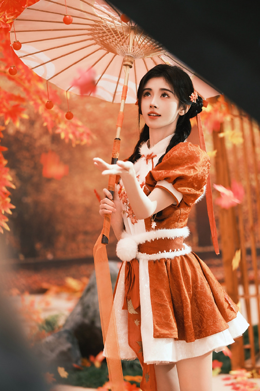 鞠婧祎cos公孙离,鞠婧祎美商真的很高,照片里面简直就是换了一颗头吧