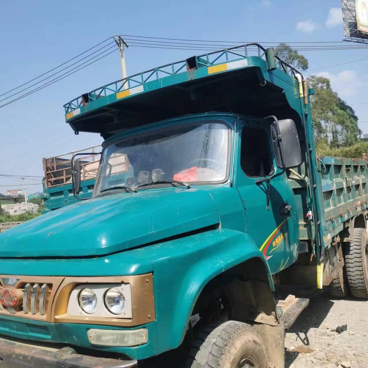 瞧瞧四驱钦机福达.4108,前四后锁