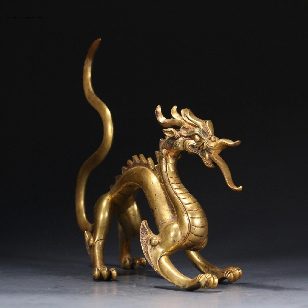 铜鎏金龙摆件,中国龙,精铜铸造,实心,龙头威猛干练,大嘴微张,舌头吐出