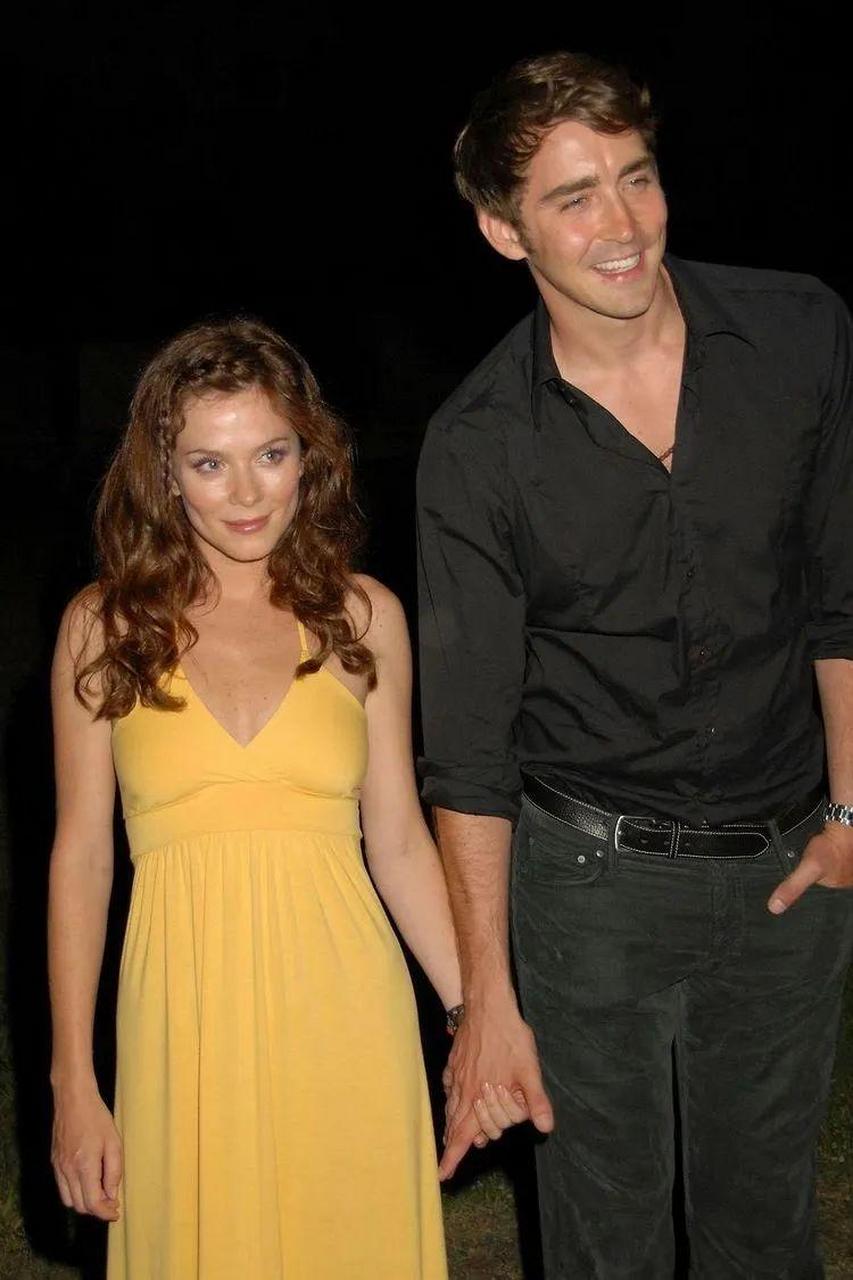 lee pace 自成名以来共有七段感情,其中两位是女性.