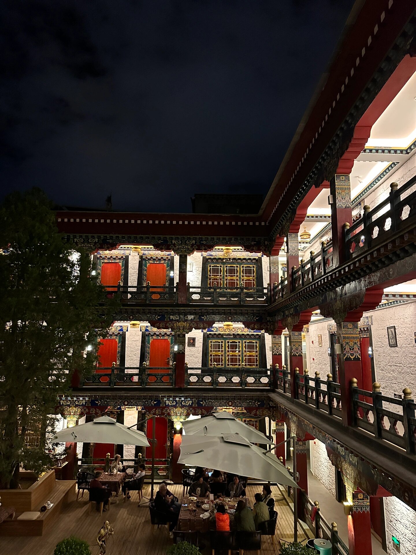 西藏拉萨|在八廓街里的藏式酒店99 这是我到拉萨第一天住的酒店