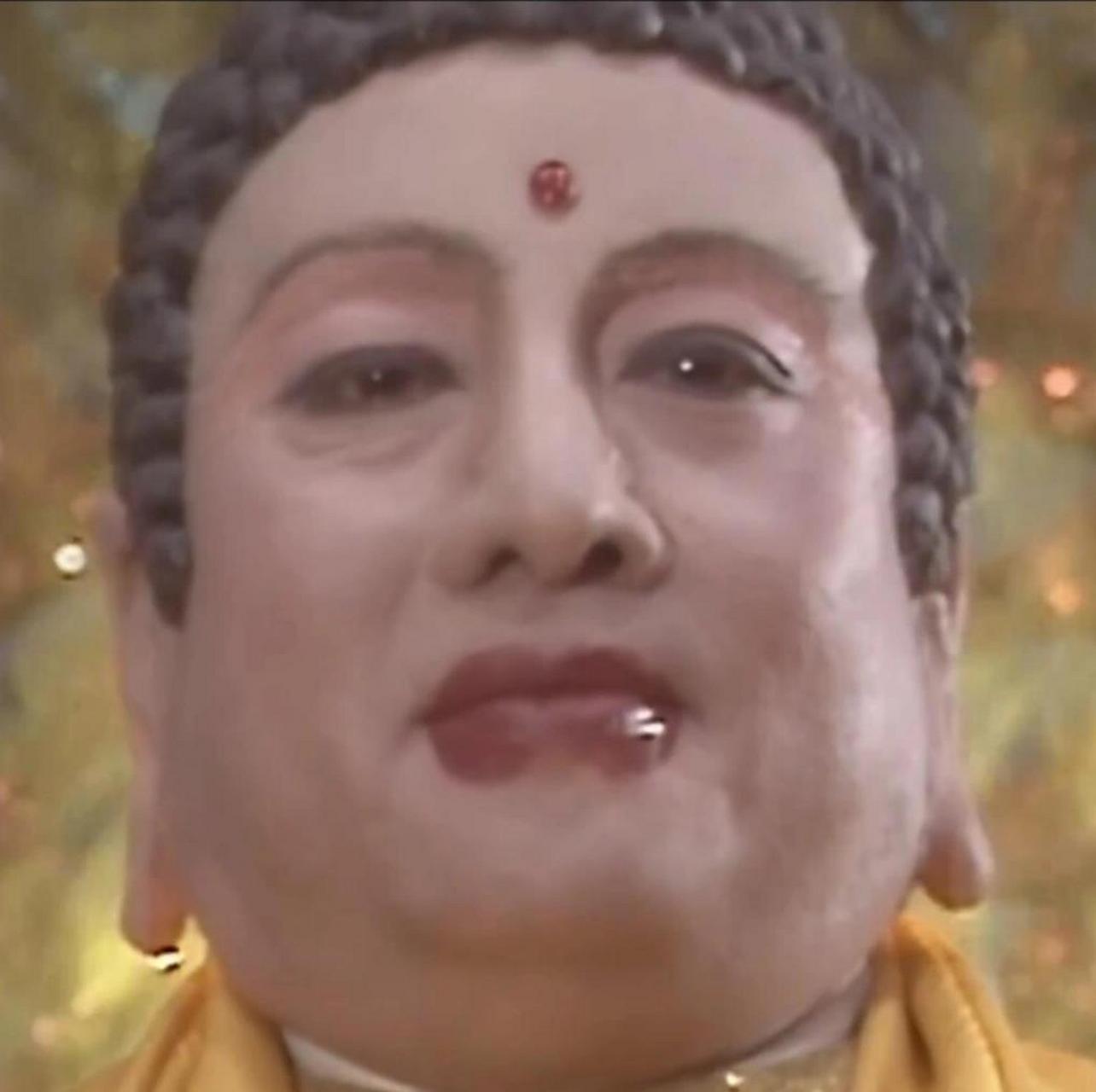 如来佛祖头像 美颜前vs美颜后