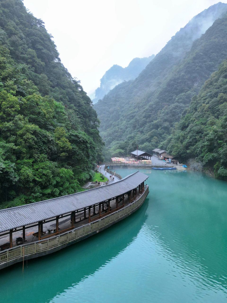 七月的第一天,来到重庆南川神龙峡,这里山水秀丽,峡谷幽幽,溪水潺潺