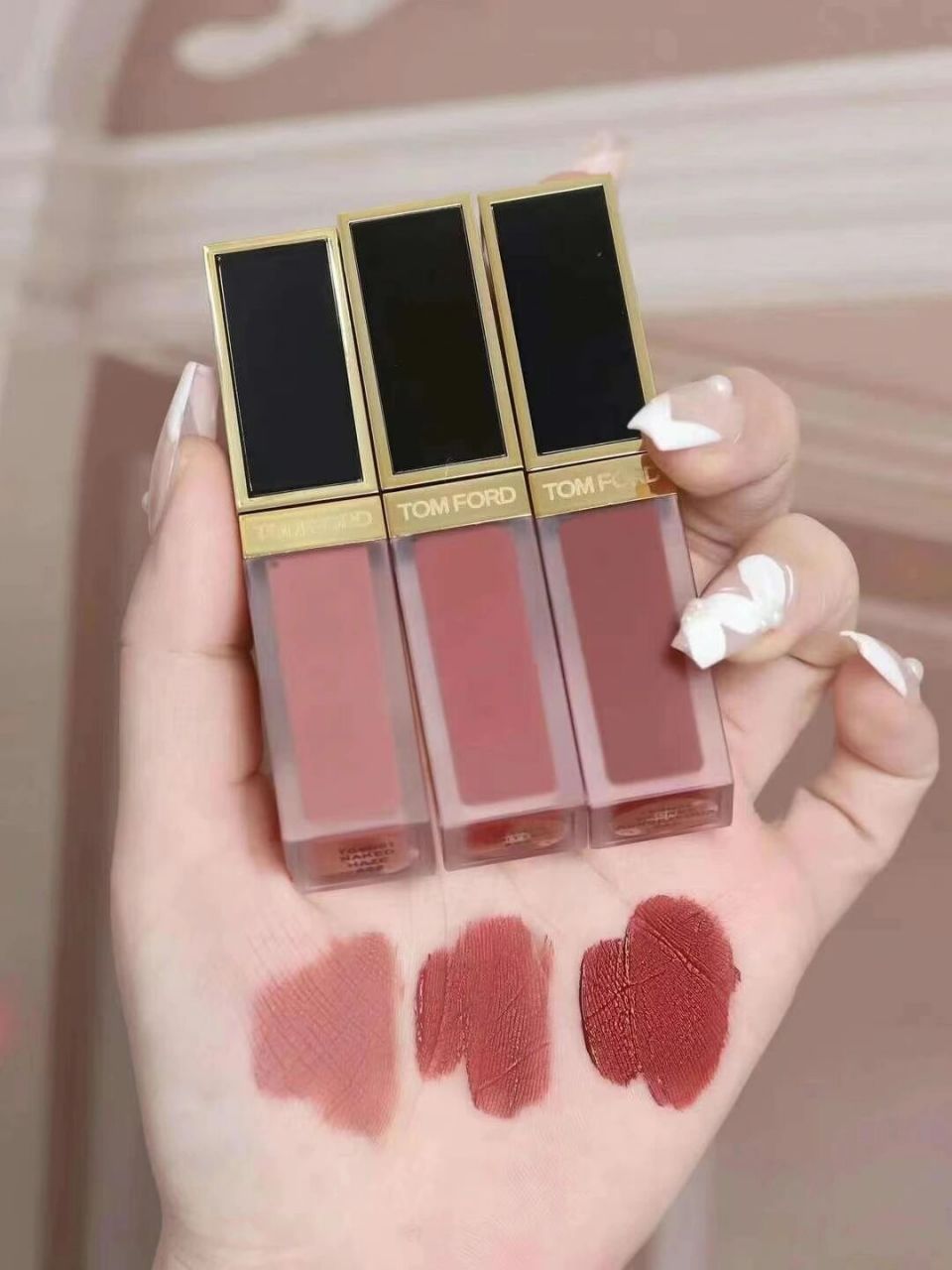 96tom ford/汤姆福特 2023全新黑金哑光唇釉120 121 122 123 124